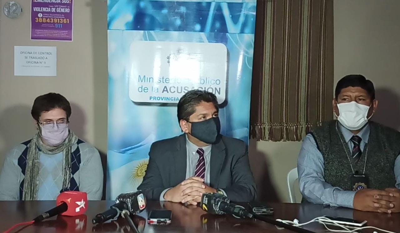 Se desbarató banda de ladrones oriundos de Tucumán el Agente Fiscal Aldo Lozano brindó una conferencia de prensa (2).jpeg